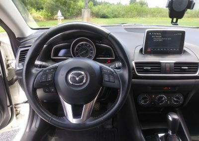 2016 Mazda 3 iTouring Hatchback 14
